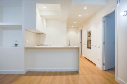 Apartamento en Madrid, España 1 dormitorio, 57 m2 No. 180414