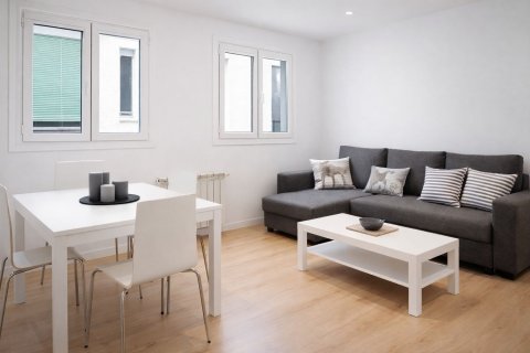 Apartamento en Madrid, España 2 dormitorios, 44 m2 No. 180417