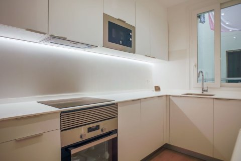 Apartament w Madrid, Hiszpania 1 sypialnia, 43 mkw. nr 180415 – zdjęcie 2