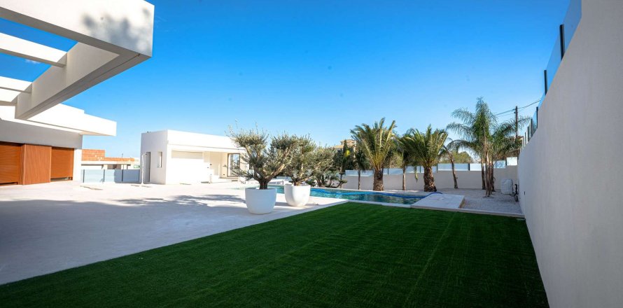 Villa in Rojales, Alicante, Spanien 4 Schlafzimmer, 157.97 m2 Nr. 190598