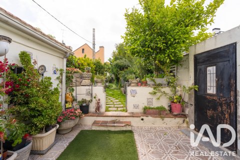 Land plot à vendre à Madrid, Espagne, 407 m2 No. 187682 - photo 8