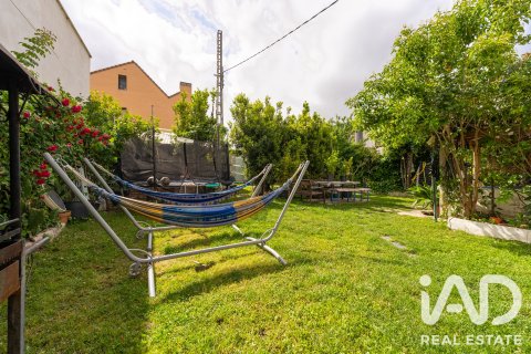 Land plot à vendre à Madrid, Espagne, 407 m2 No. 187682 - photo 18