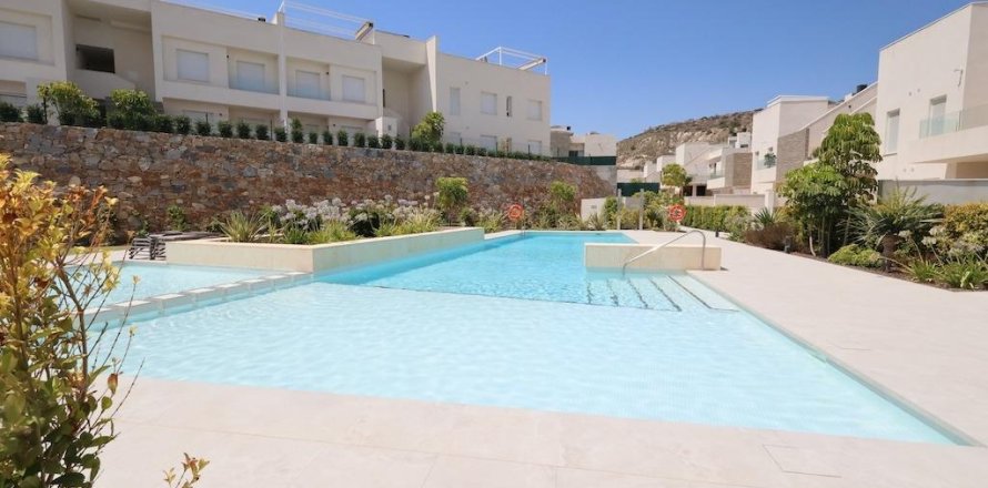 Attico a Algorfa, Alicante, Spagna 3 camere da letto, 91 mq. N° 183109