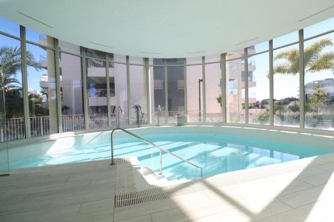 Apartamento en venta en Villamartin, Alicante, España 3 dormitorios, 105 m2 No. 183110 - foto 20