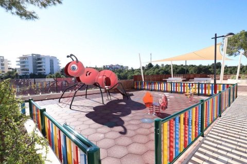 Apartamento en venta en Villamartin, Alicante, España 3 dormitorios, 105 m2 No. 183110 - foto 27