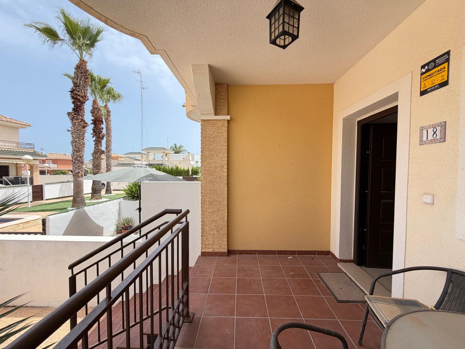 Hus i Rojales, Alicante, Spanien 2 sovrum, 90 kvm. Nr. 183108