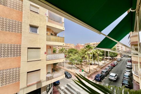 Apartament w Torrevieja, Alicante, Hiszpania 2 sypialnie, 77 mkw. nr 183114 – zdjęcie 10