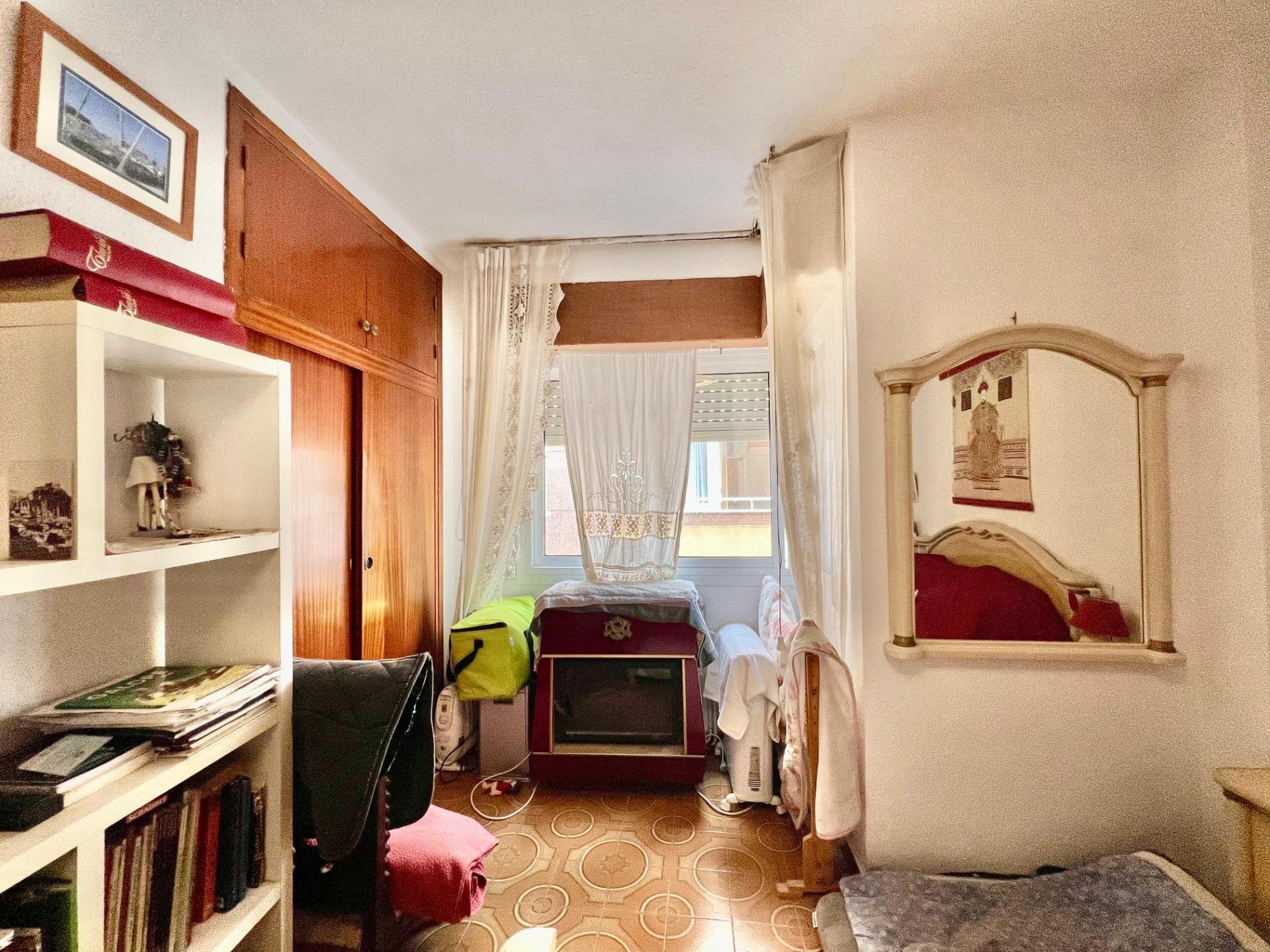 Dzīvoklis Torrevieja, Alicante, Spānijā 2 istabas, 77 m2 Nr. 183114