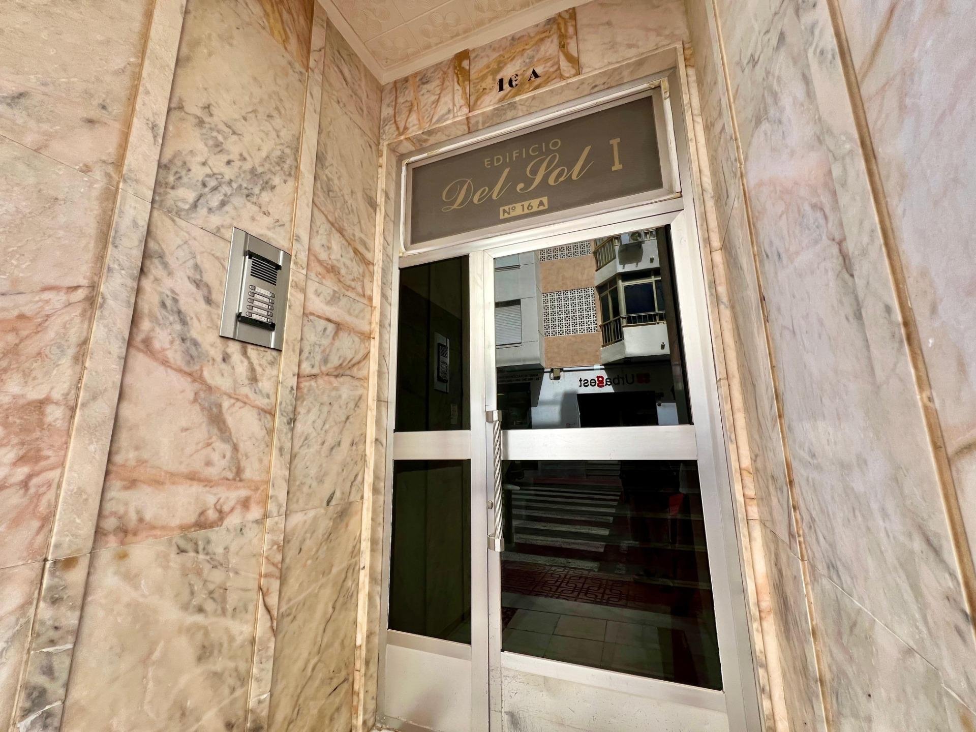 Dzīvoklis Torrevieja, Alicante, Spānijā 2 istabas, 77 m2 Nr. 183114