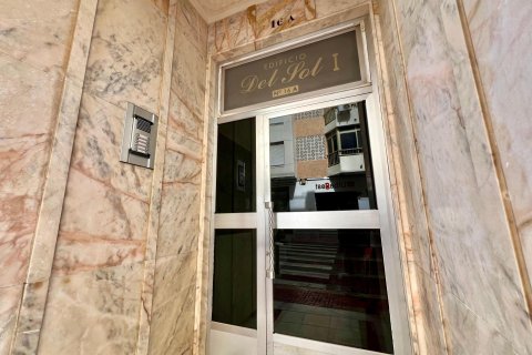 Apartament w Torrevieja, Alicante, Hiszpania 2 sypialnie, 77 mkw. nr 183114 – zdjęcie 4