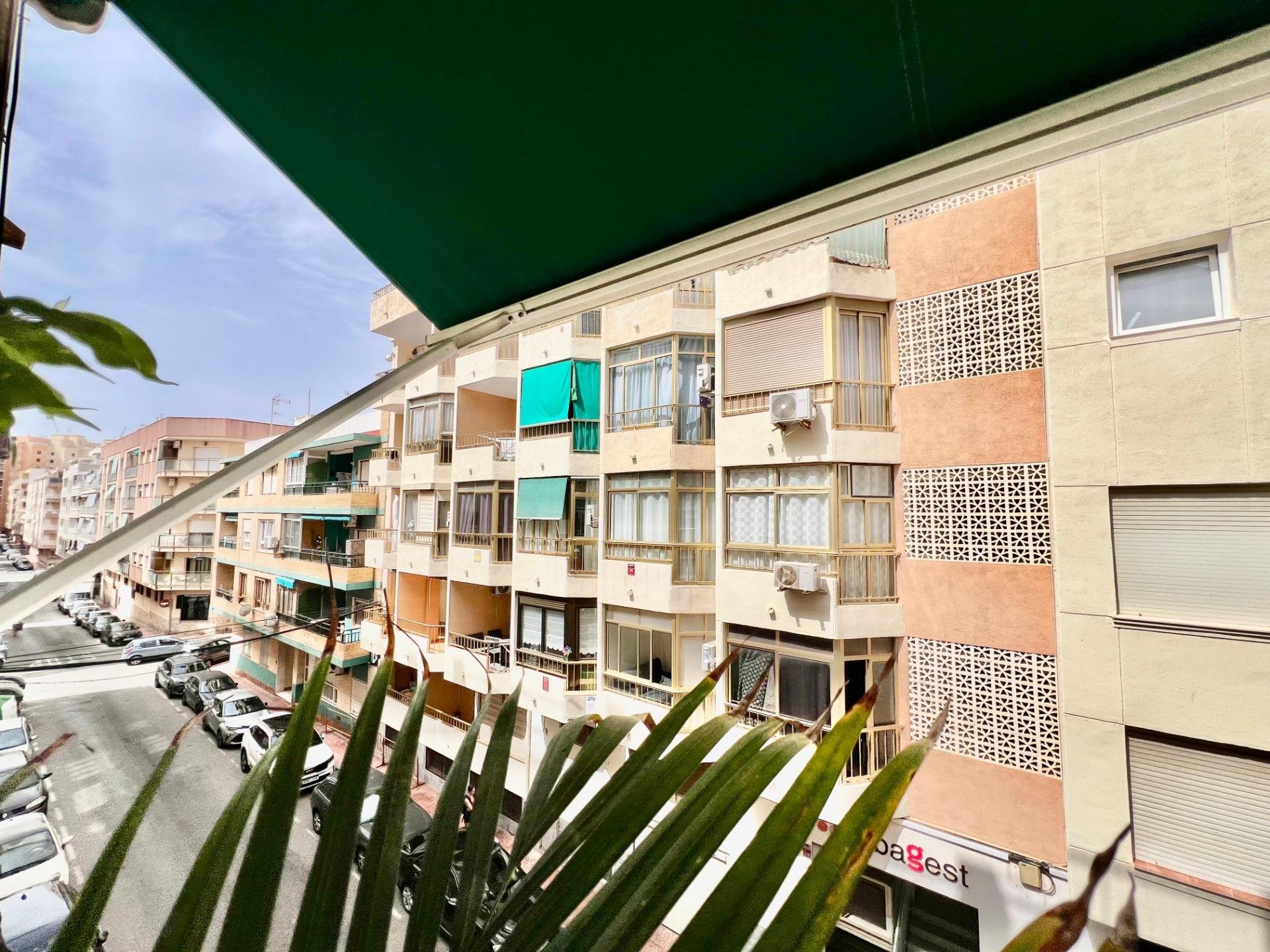 Dzīvoklis Torrevieja, Alicante, Spānijā 2 istabas, 77 m2 Nr. 183114