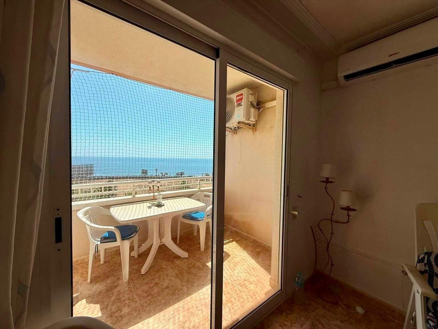 Dzīvoklis Torrevieja, Alicante, Spānijā 2 istabas, 64 m2 Nr. 183112