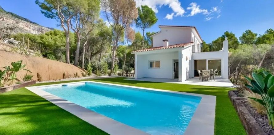 Villa i Altea, Alicante, Spanien 3 sovrum, 195 kvm. Nr. 179885