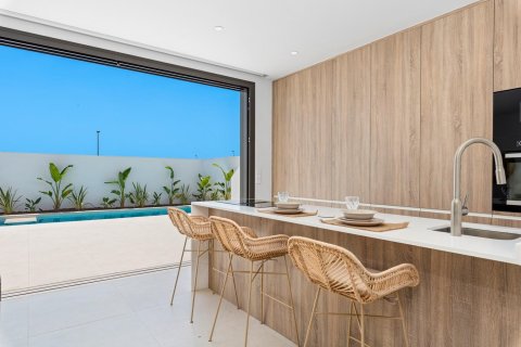 Kaupunkipientalo myytävänä Los Alcazares, Murcia, Espanja, 3 makuuhuonetta, 109 m2 No. 142426 - kuva 16