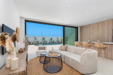 Kaupunkipientalo myytävänä Los Alcazares, Murcia, Espanja, 3 makuuhuonetta, 109 m2 No. 142426 - kuva 13