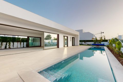 Villa for sale in Los Alcazares, Murcia, Spain 3 bedrooms, 140 sq.m. No. 142428 - photo 4