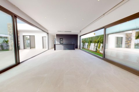 Villa for sale in Los Alcazares, Murcia, Spain 3 bedrooms, 140 sq.m. No. 142428 - photo 6