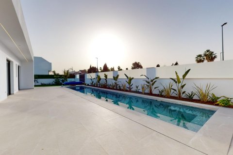 Villa for sale in Los Alcazares, Murcia, Spain 3 bedrooms, 140 sq.m. No. 142428 - photo 5