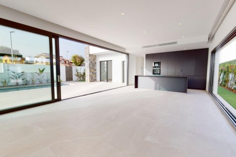 Villa for sale in Los Alcazares, Murcia, Spain 3 bedrooms, 140 sq.m. No. 142428 - photo 9