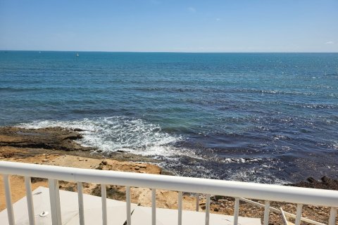 Huoneisto myytävänä Torrevieja, Alicante, Espanja, 3 makuuhuonetta, 70 m2 No. 146003 - kuva 4