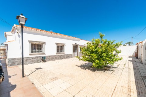 Huvila myytävänä Torrevieja, Alicante, Espanja, 4 makuuhuonetta, 159 m2 No. 189434 - kuva 13