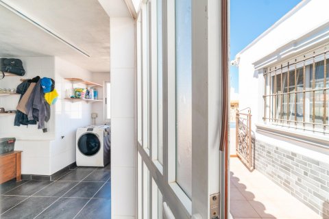 Huvila myytävänä Torrevieja, Alicante, Espanja, 4 makuuhuonetta, 159 m2 No. 189434 - kuva 20