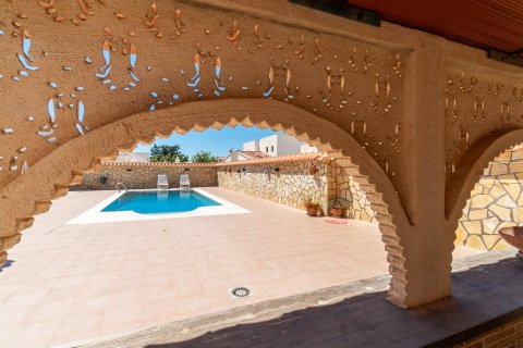 Huvila myytävänä Torrevieja, Alicante, Espanja, 4 makuuhuonetta, 159 m2 No. 189434 - kuva 15