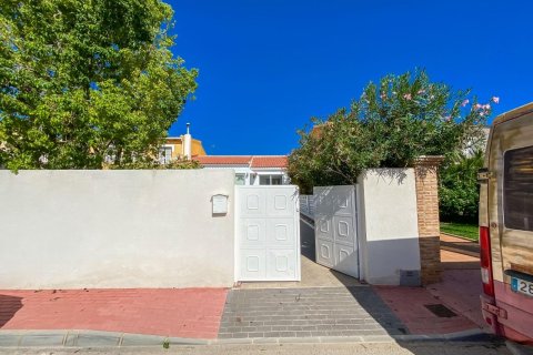 Villa till salu i Torrevieja, Alicante, Spanien 3 sovrum, 160 kvm. Nr. 140653 - foto 27