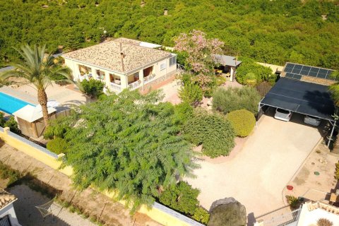 Finca till salu i Orihuela, Alicante, Spanien 3 sovrum, 138 kvm. Nr. 140650 - foto 4