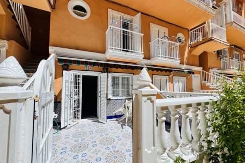 Kaupunkipientalo myytävänä Torrevieja, Alicante, Espanja, 2 makuuhuonetta, 75 m2 No. 140648 - kuva 5