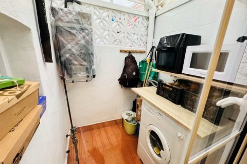 Kaupunkipientalo myytävänä Torrevieja, Alicante, Espanja, 2 makuuhuonetta, 75 m2 No. 140648 - kuva 17