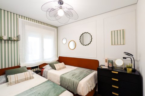 Apartament w Torrevieja, Alicante, Hiszpania 2 sypialnie, 56 mkw. nr 140647 – zdjęcie 28