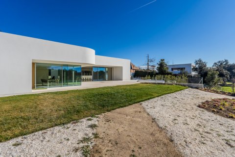 Villa zum Verkauf Alcobendas, Madrid, Spanien 7 Schlafzimmer, 1.02 m2 Nr. 107967 - Foto 3