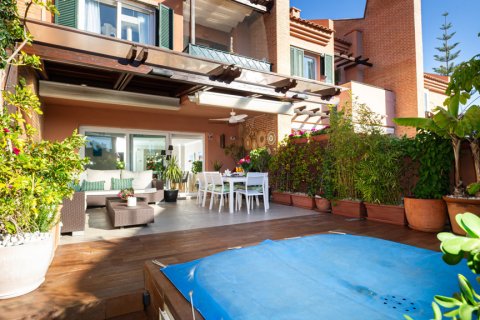 Townhouse for sale Marbella, Malaga, Spain 5 bedrooms, 276.93 sq.m. No. 107965 - photo 1