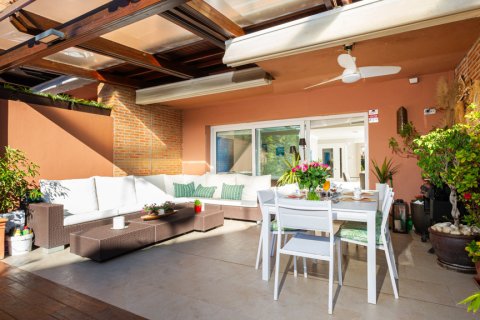 Townhouse for sale Marbella, Malaga, Spain 5 bedrooms, 276.93 sq.m. No. 107965 - photo 7