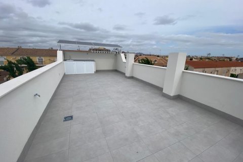 House in Los Alcazares, Murcia, Spain 3 bedrooms, 101.16 sq.m. No. 175011