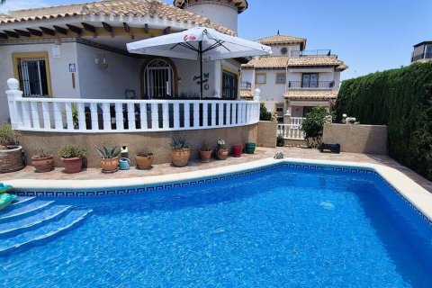 Villa till salu i Villamartin, Alicante, Spanien 110 kvm. Nr. 190463 - foto 5