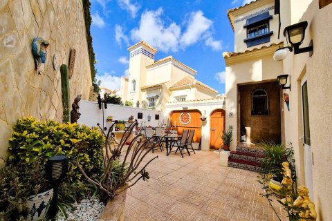 Villa i Villamartin, Alicante, Spanien 100 kvm. Nr. 190464