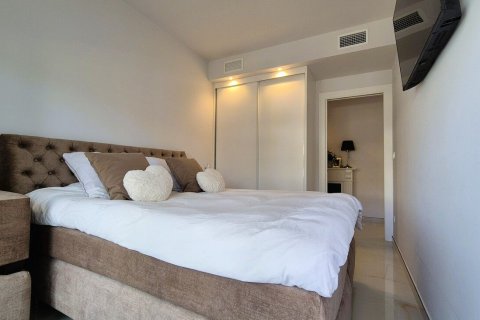 Apartment for sale in La Zenia, Alicante, Spain 114 sq.m. No. 190460 - photo 25