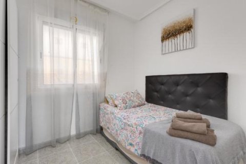 Huoneisto myytävänä Torrevieja, Alicante, Espanja, 2 makuuhuonetta, 56 m2 No. 192269 - kuva 3
