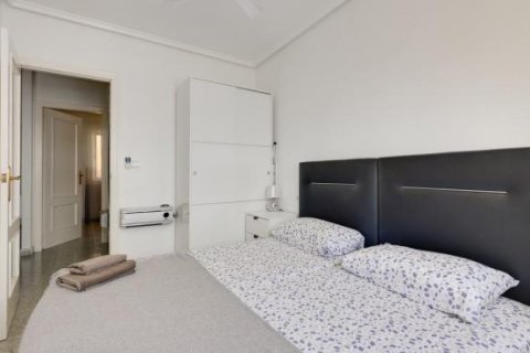Huoneisto myytävänä Torrevieja, Alicante, Espanja, 2 makuuhuonetta, 56 m2 No. 192269 - kuva 5