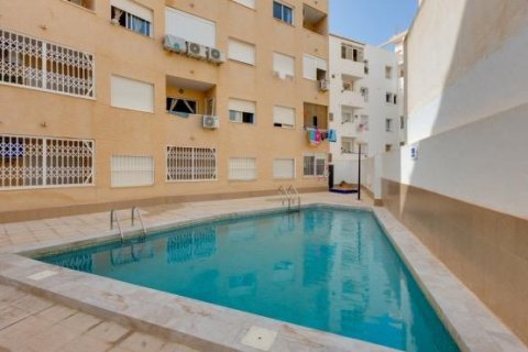 Huoneisto myytävänä Torrevieja, Alicante, Espanja, 2 makuuhuonetta, 56 m2 No. 192269 - kuva 11