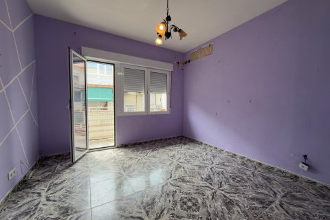Apartament w Alicante, Hiszpania 4 sypialnie, 101 mkw. nr 192267 – zdjęcie 7