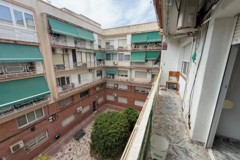Appartamento in vendita a Alicante, Spagna 4 camere da letto, 101 mq. N° 192267 - foto 27