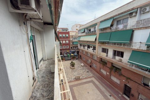Appartamento in vendita a Alicante, Spagna 4 camere da letto, 101 mq. N° 192267 - foto 6