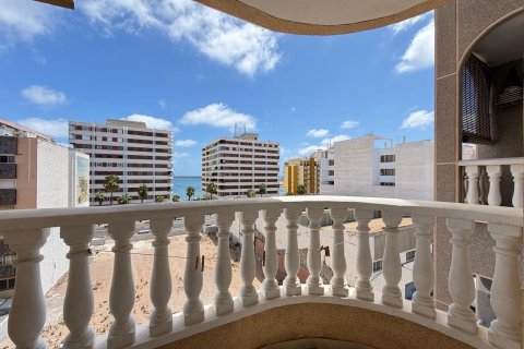 Appartamento a Torrevieja, Alicante, Spagna 2 camere da letto, 60 mq. N° 192268