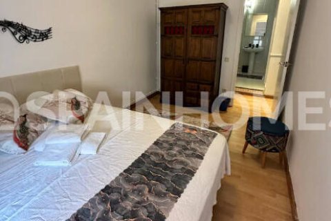 Villa for sale in Vallromanes, Barcelona, Spain 2495 sq.m. No. 166263 - photo 2