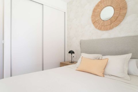 Apartment for sale in Torrevieja, Alicante, Spain 3 bedrooms, 96.42 sq.m. No. 177994 - photo 26