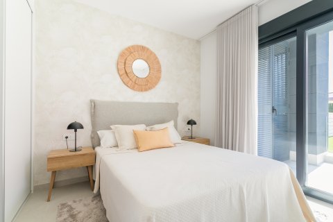 Продажа квартиры в Торревьеха, Аликанте, Испания 3 спальни, 96.42м2 №177994 - фото 22