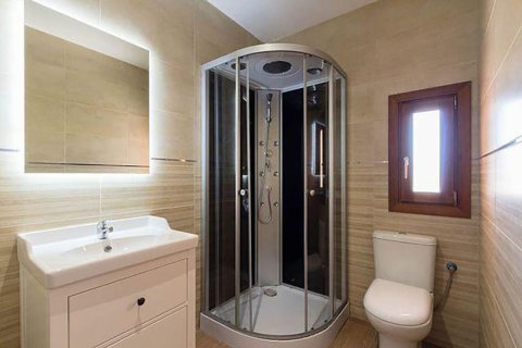 Villa en venta en Inca, Mallorca, España 7 dormitorios, 270 m2 No. 147943 - foto 10